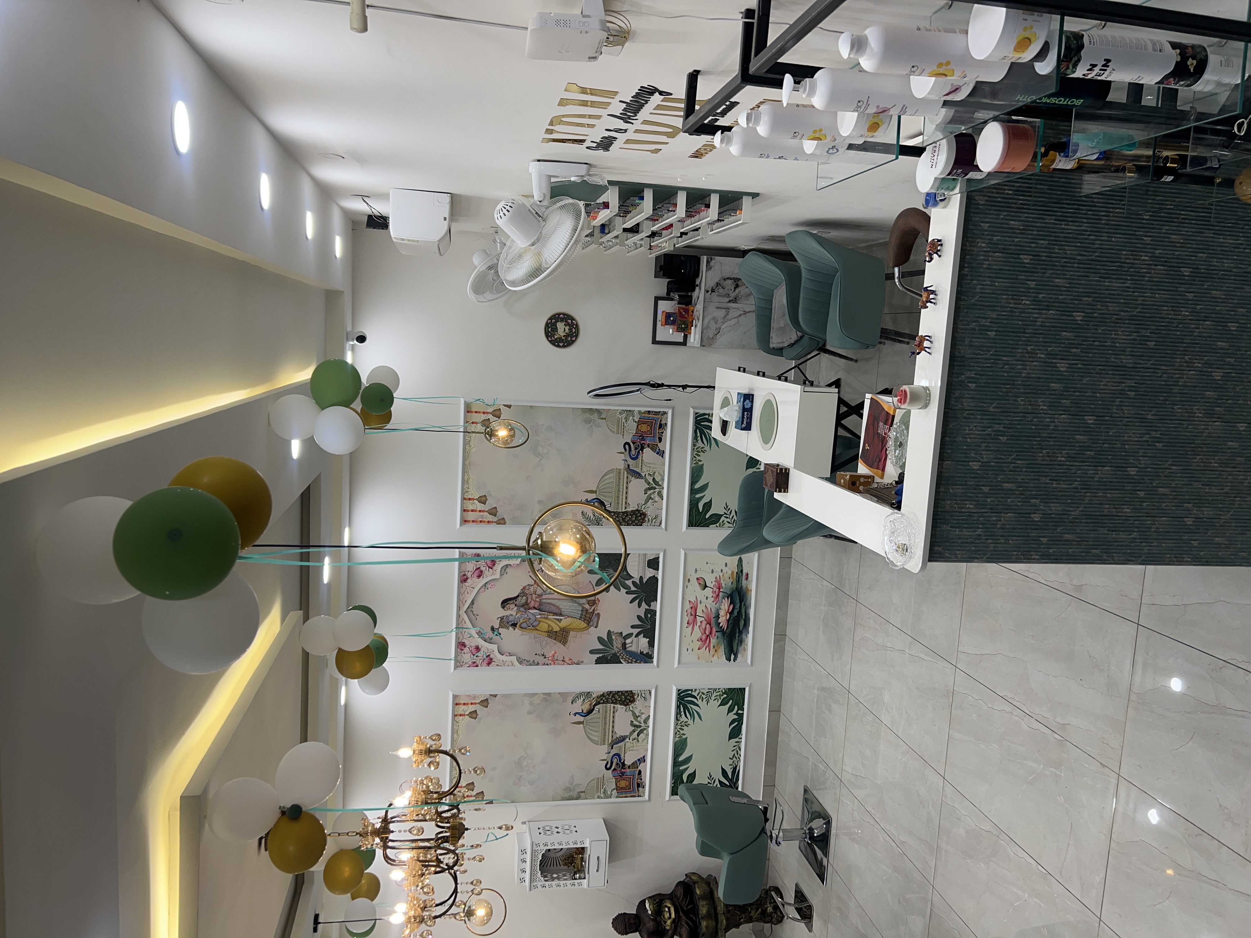 Salon Service