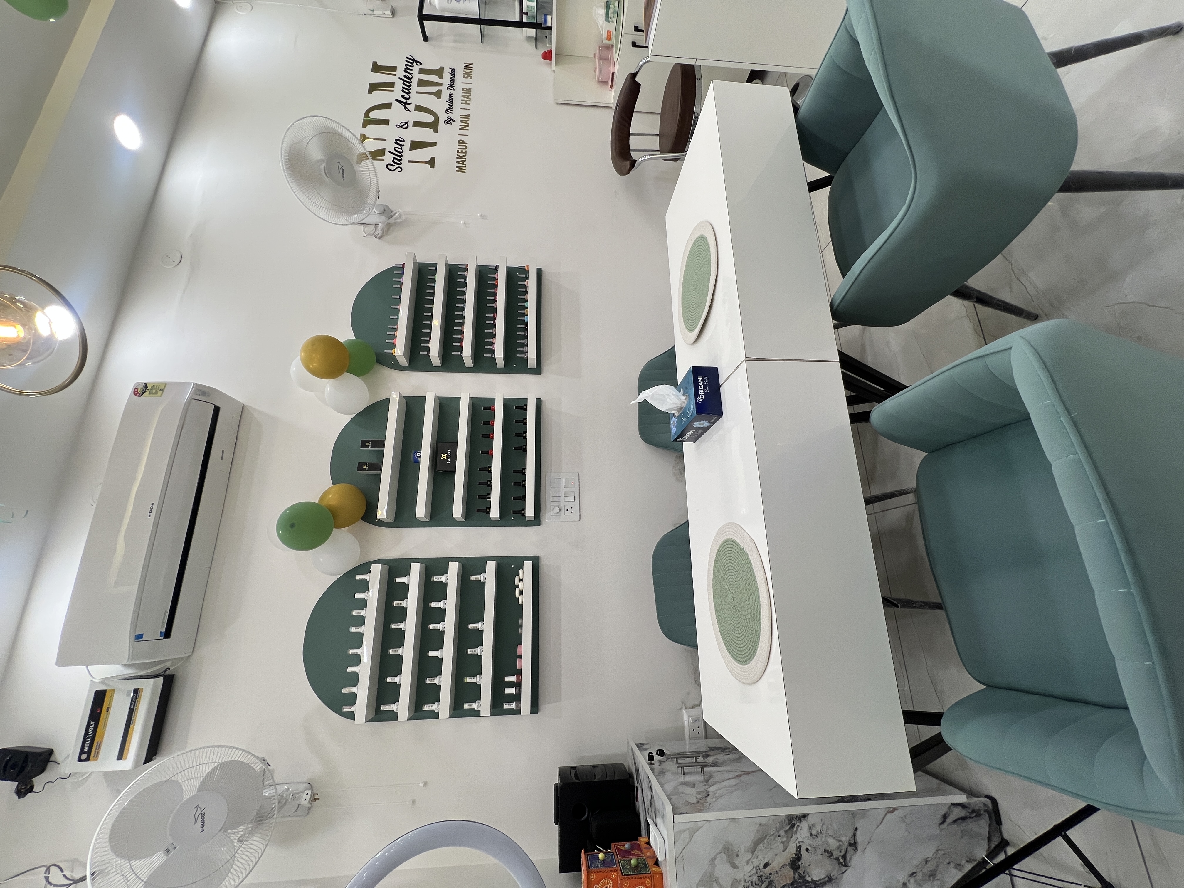 Salon Service